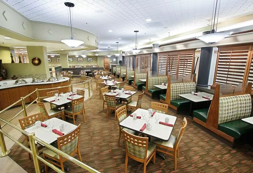 בית מלון כפרי Doubletree By Hilton Spokane City Center