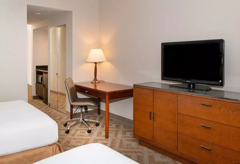 Doubletree Suites By Hilton Hotel Philadelphia West