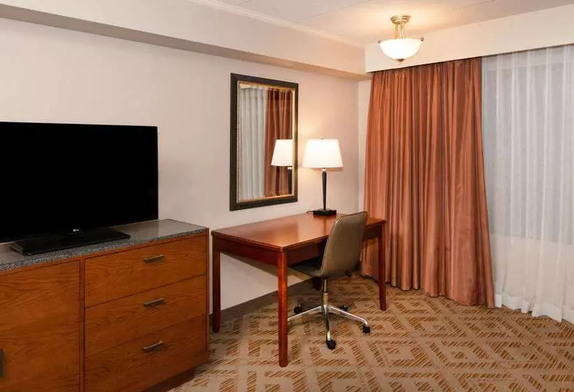 Doubletree Suites By Hilton Hotel Philadelphia West