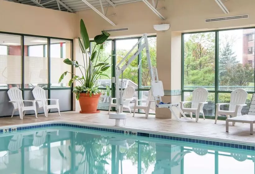 Doubletree Suites By Hilton Hotel Philadelphia West