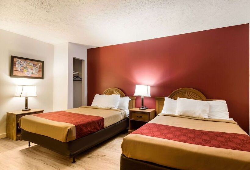 Отель Econo Lodge Inn & Suites Lake Harmony   Pocono Mountains Area