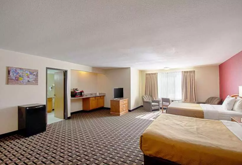 酒店 Econo Lodge Inn & Suites