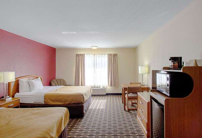 فندق Econo Lodge Inn & Suites
