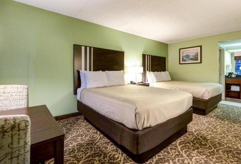 فندق Glenstone Lodge