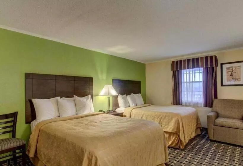 ホテル Quality Inn Barre   Montpelier