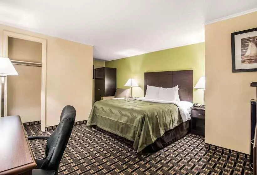 ホテル Quality Inn Barre   Montpelier
