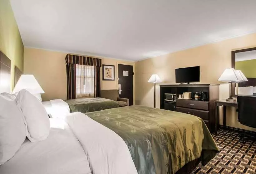 ホテル Quality Inn Barre   Montpelier