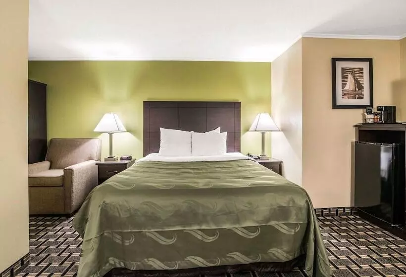 ホテル Quality Inn Barre   Montpelier