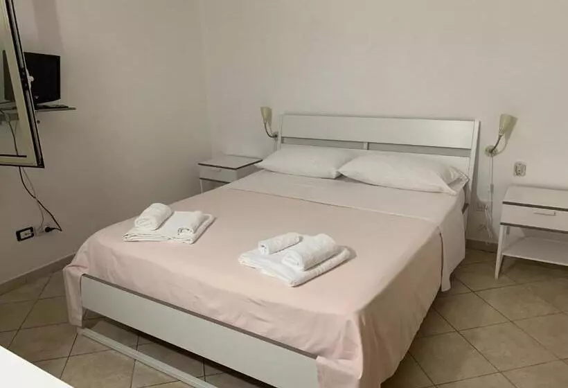 Hotelli Due Pini Conte