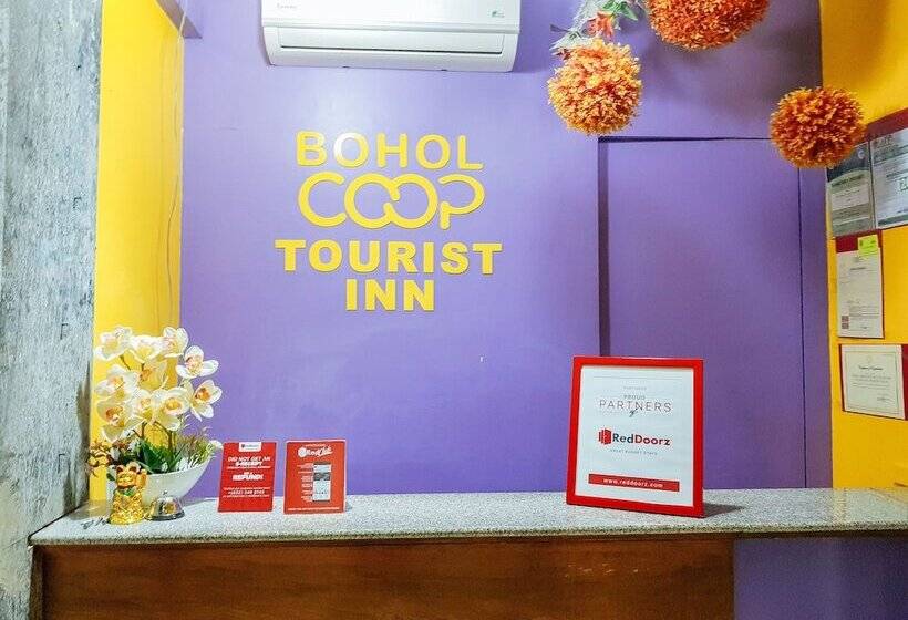 ユースホステル Reddoorz Near Ramiro Community Hospital