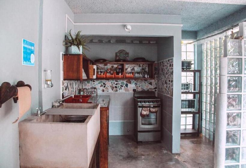 ホテル Drift Inn San Pedro