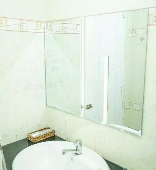 هتل Khách Sạn Anh Khoa