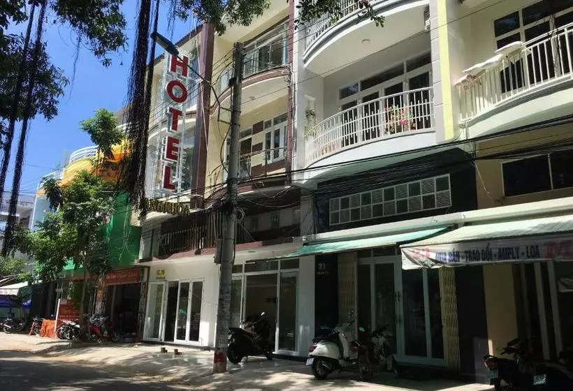 هتل Khách Sạn Anh Khoa