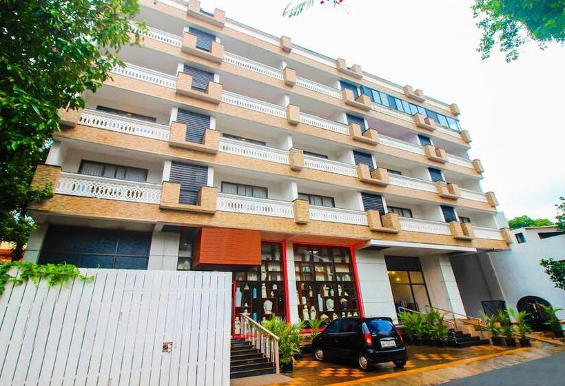 فندق Treebo Tryst Dona Paula