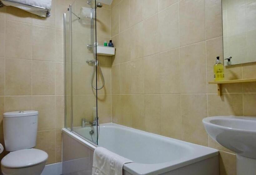 فندق Reading Serviced Rooms