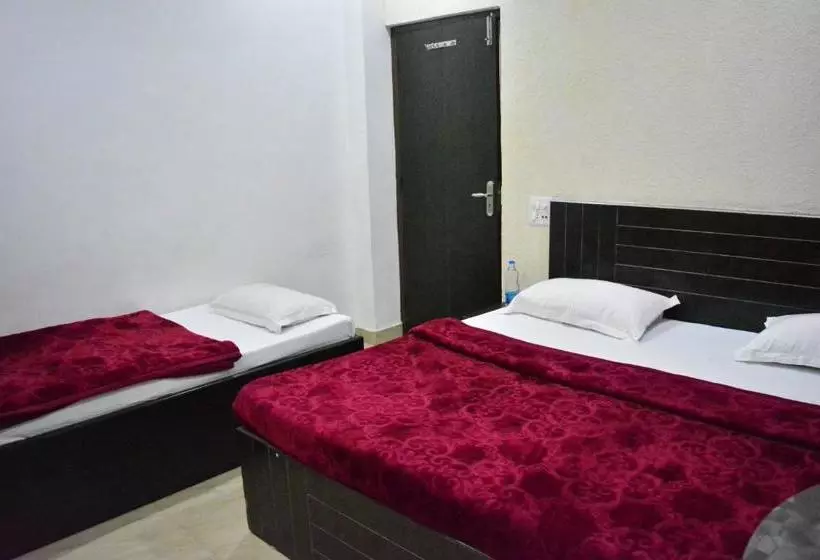 Schronisko Sharma's Bnb