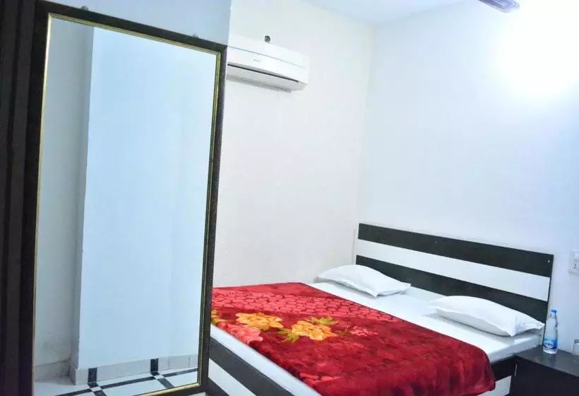 Schronisko Sharma's Bnb