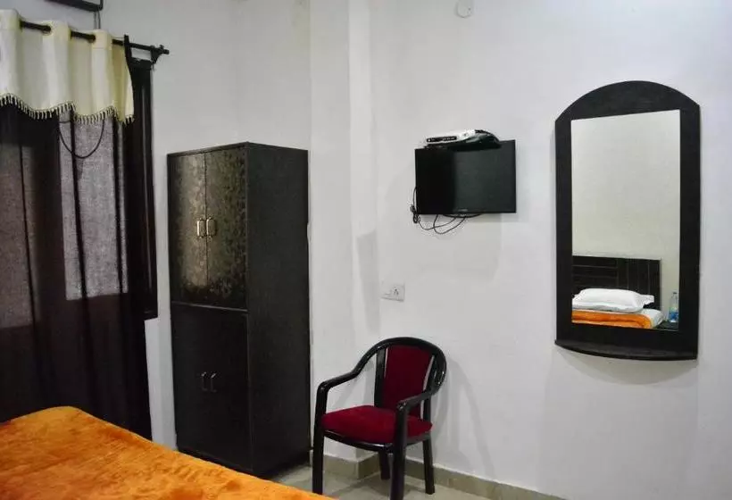 Schronisko Sharma's Bnb