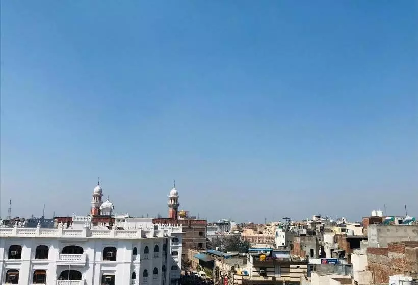 Schronisko Sharma's Bnb