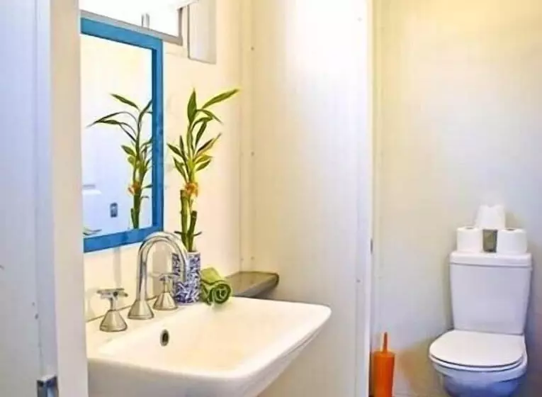 Hotelli The Eco Beachcamp Retreat