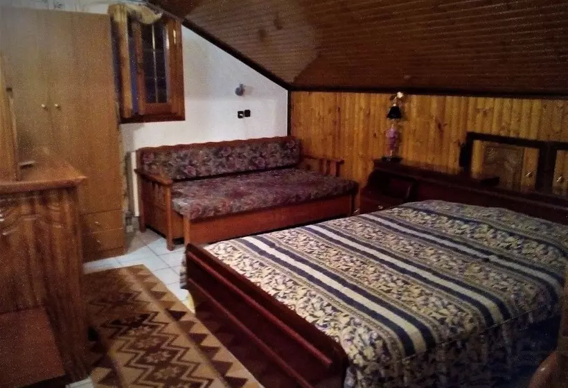 Majatalo Kostis Hause