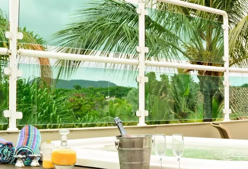 Majatalo Louise Village