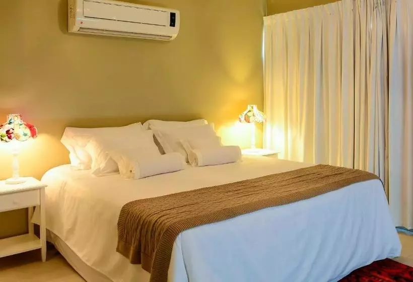 Majatalo Louise Village