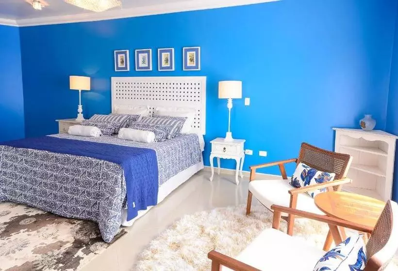 Majatalo Louise Village