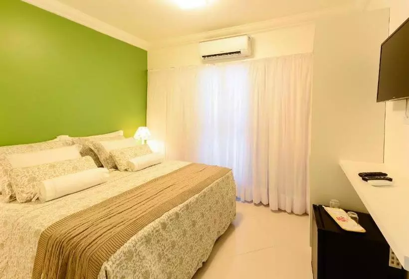 Majatalo Louise Village