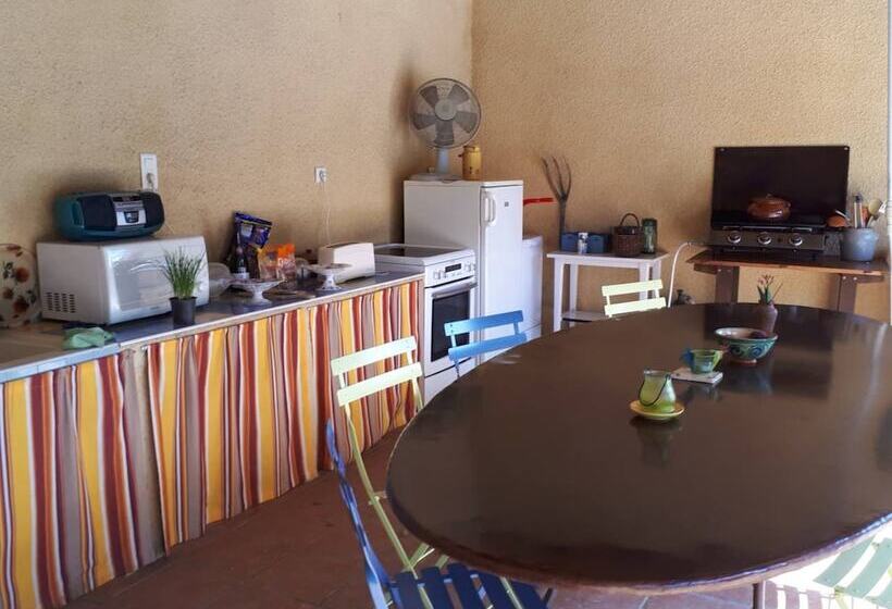 مبيت وإفطار Lou Mas Du Figuier