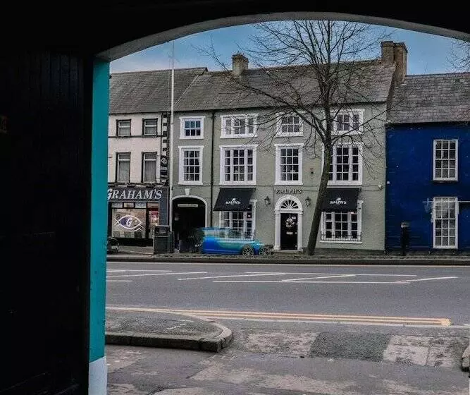 Aamiaismajoitus (B&B) Ralph S