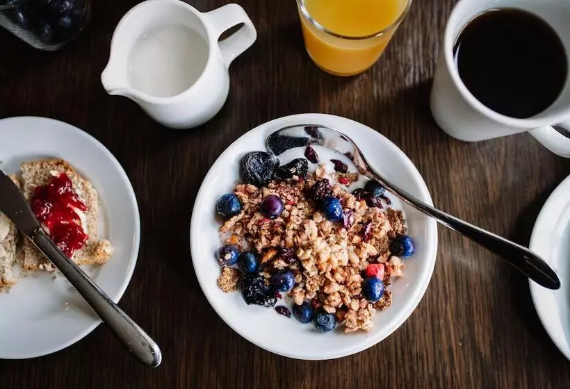 Aamiaismajoitus (B&B) Ralph S