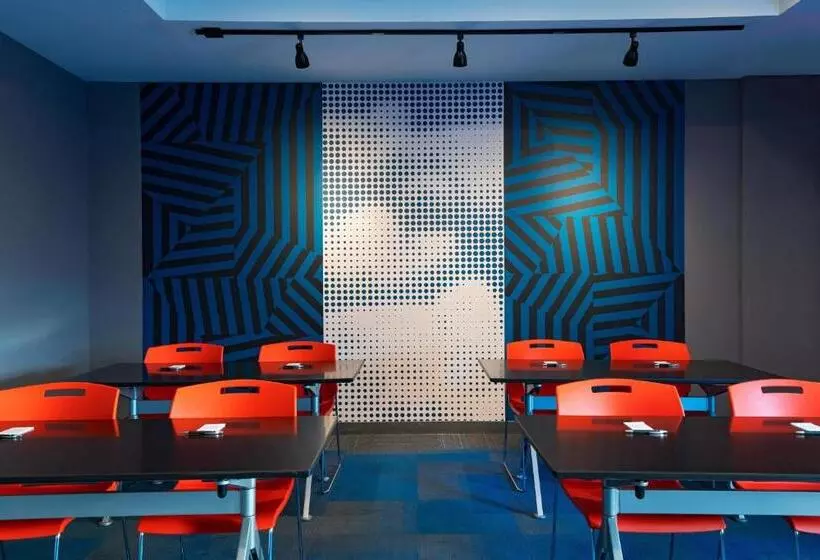 Hotelli Aloft Waco Downtown