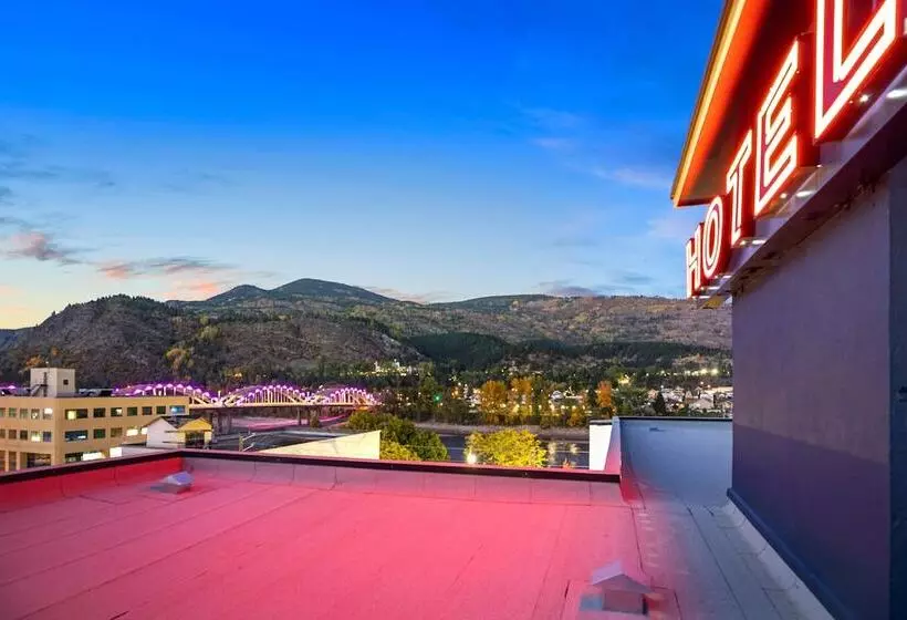 Crown Columbia Hotel; Bw Premier Collection