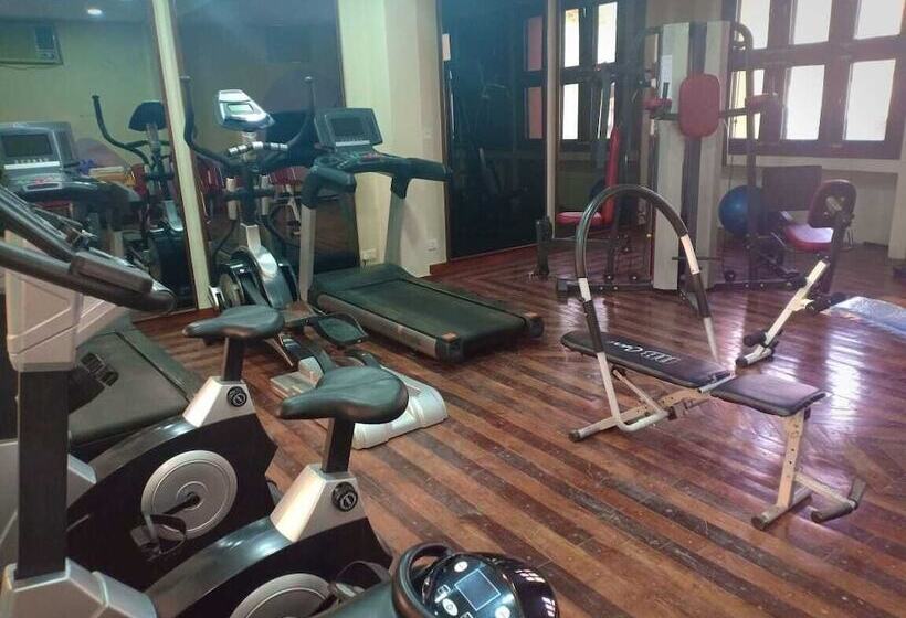 منتجع Corbett Kingdom