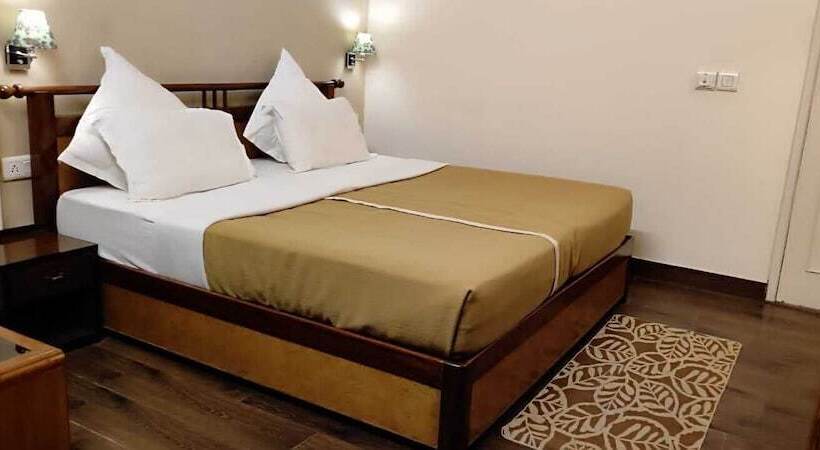 منتجع Corbett Kingdom