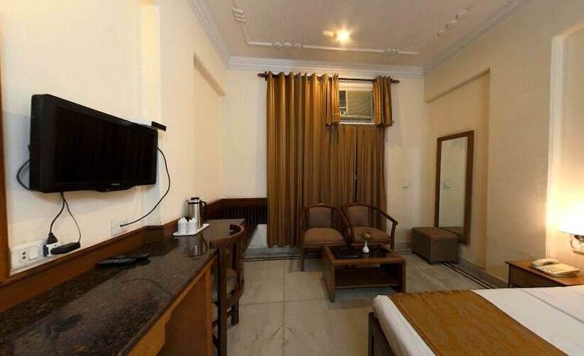 منتجع Corbett Kingdom