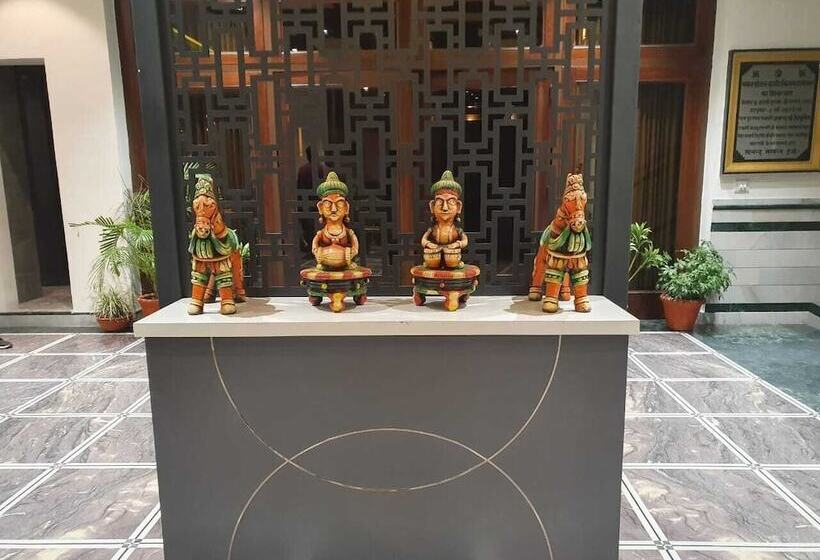 منتجع Corbett Kingdom