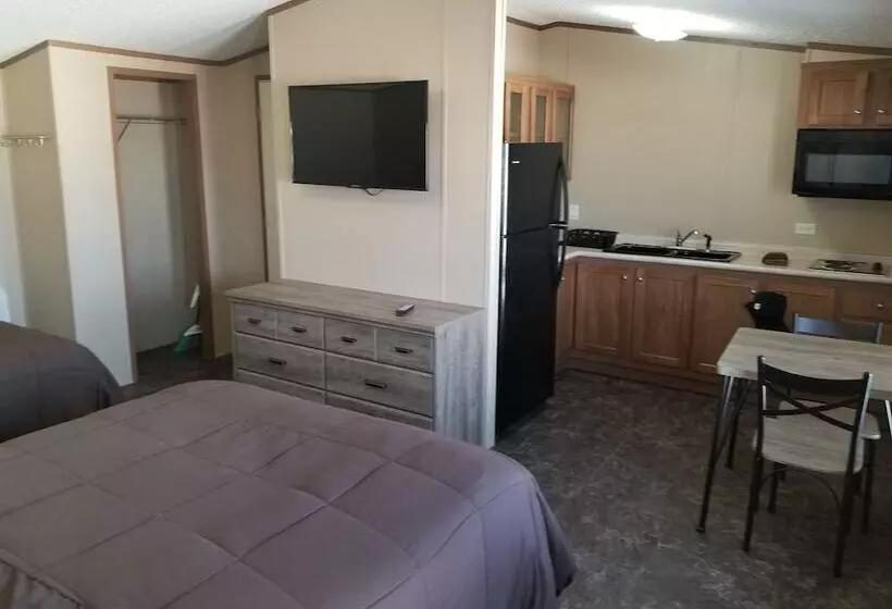 Elite Cabins And Rv Park