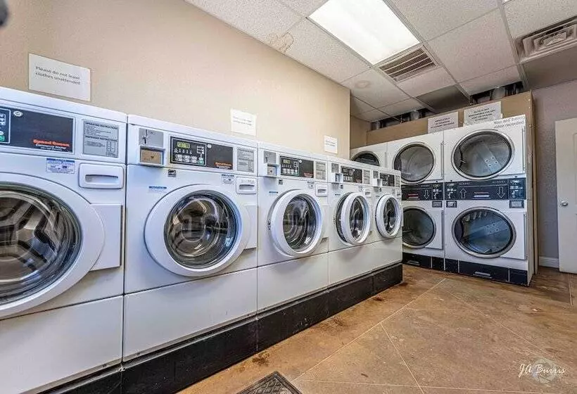 Elite Cabins And Rv Park