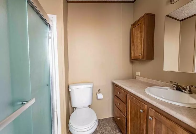 Elite Cabins And Rv Park