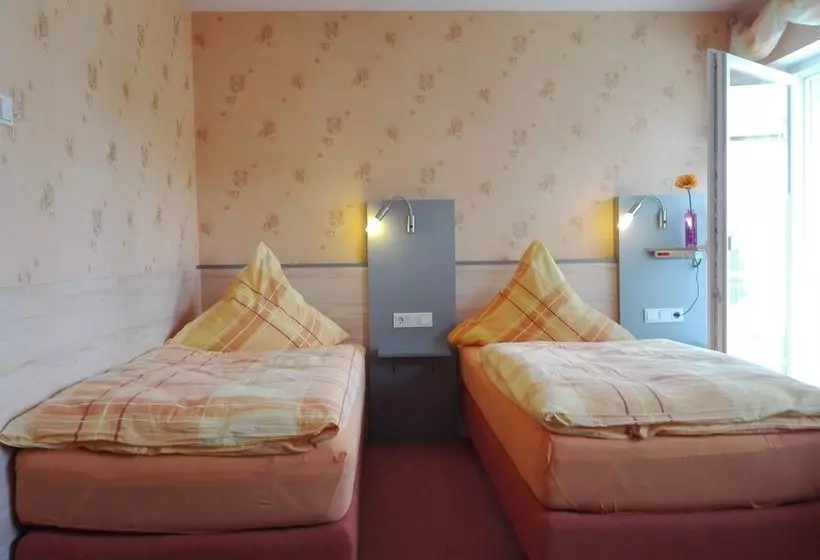 Ferienwohnungen& Appartements Roth