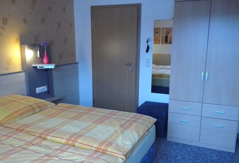 Ferienwohnungen& Appartements Roth