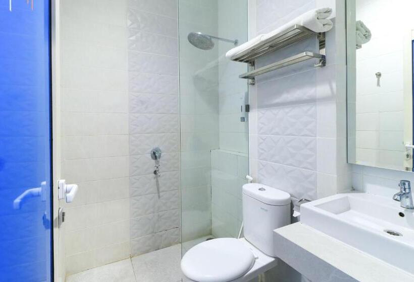 هتل Berlian International