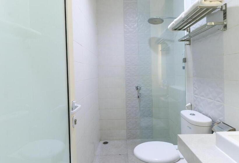 هتل Berlian International