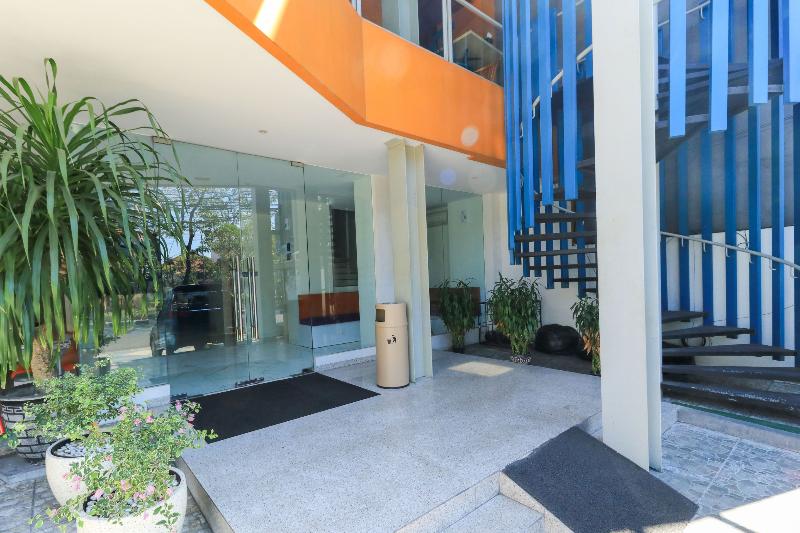 هتل Berlian International