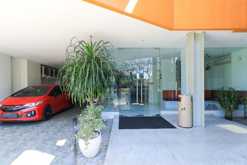 هتل Berlian International