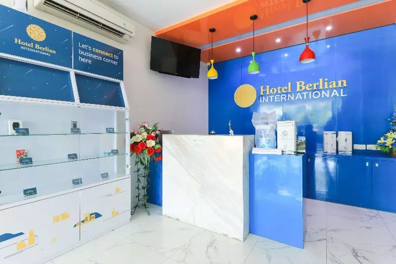 هتل Berlian International