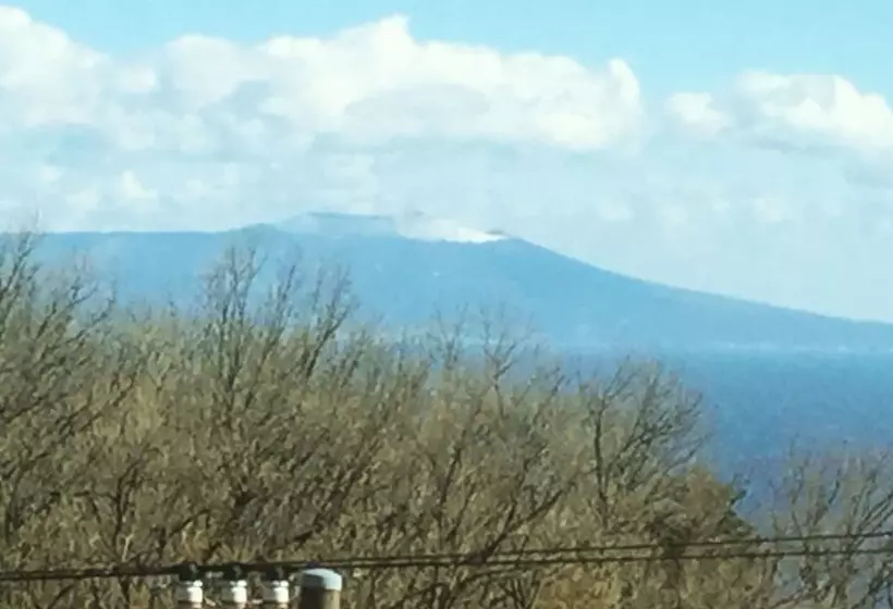 ペンション Auberge Millau