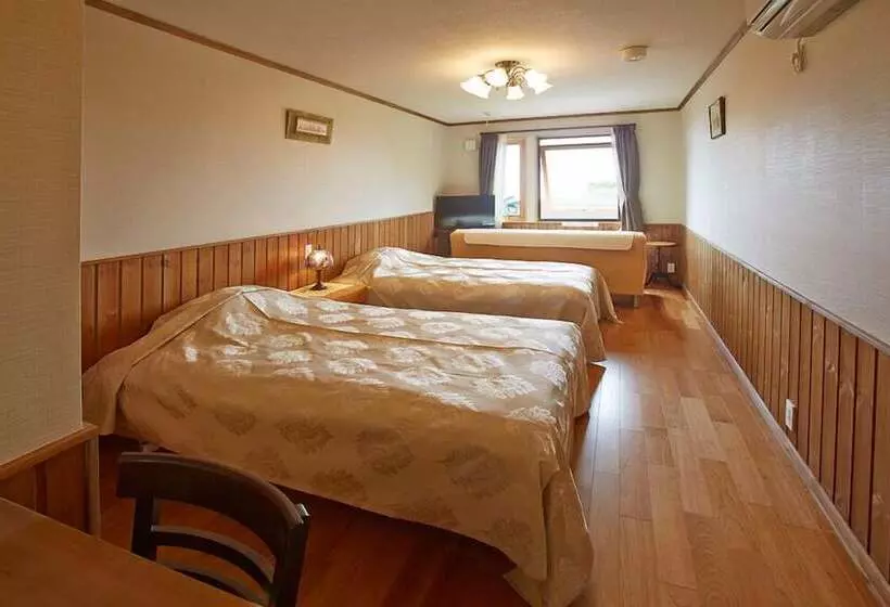 ペンション Auberge Millau